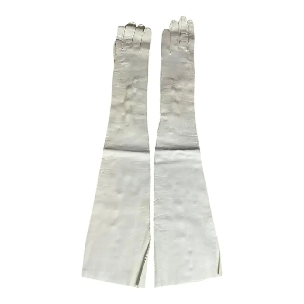 Vintage Mantessa Long White Opera Gloves Antique Soft Perl Clasp Detail X-Small